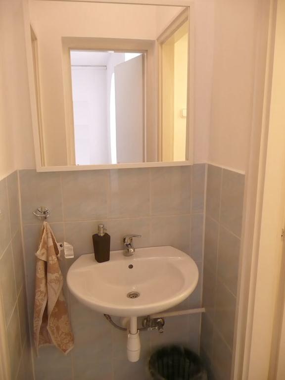Orchidea Apartman Tata Phòng bức ảnh